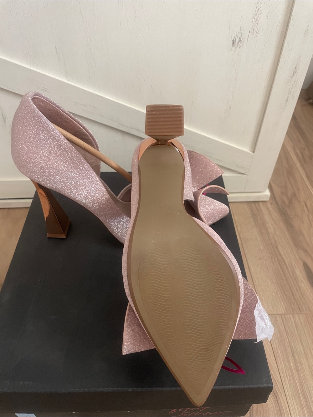 Betsey Johnson Sparkle Blush Pointed-Toe Bow Heels - Picture 3 of 3